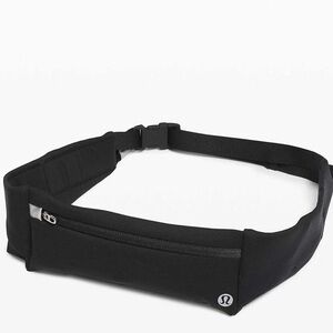 Lululemon Running Belt Black XS/S Adjustable Buckle 1 Pocket